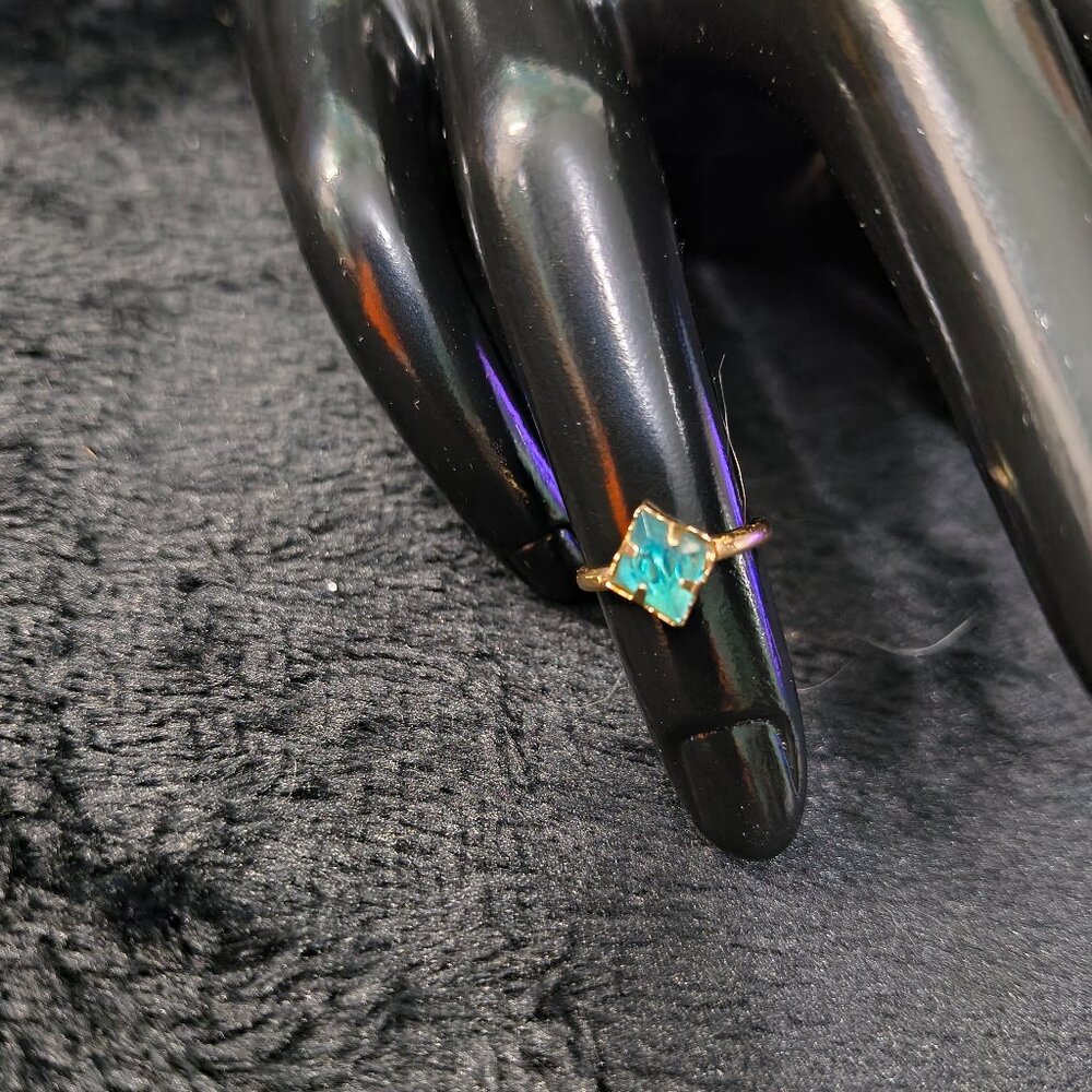 Child's Goldtone Ring with Teal Colored Gem (329)